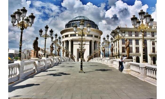 Macedonia-Square-The-Historic-and-Cultural-Heart-of-Skopje2