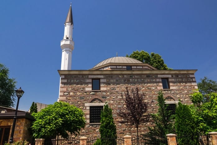 Sultan-Murad-Mosque-A-Majestic-Ottoman-Legacy-in-Skopje